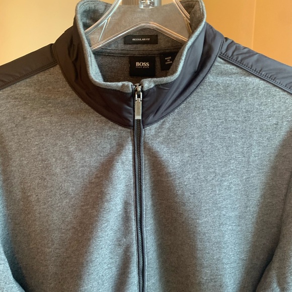 HUGO BOSS ZIP UP JACKET - Picture 4 of 5